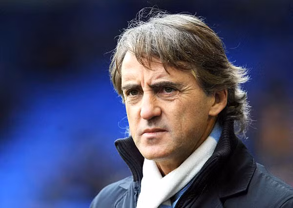 Ông Mancini sẽ lại bị thu hẹp quyền hạn ở Man City