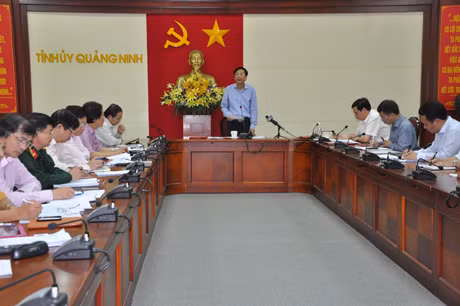 Đồng chí Nguyễn Văn Đọc, Phó Bí Thư Tỉnh uỷ, Chủ tịch UBND tỉnh kết luận cuộc làm việc