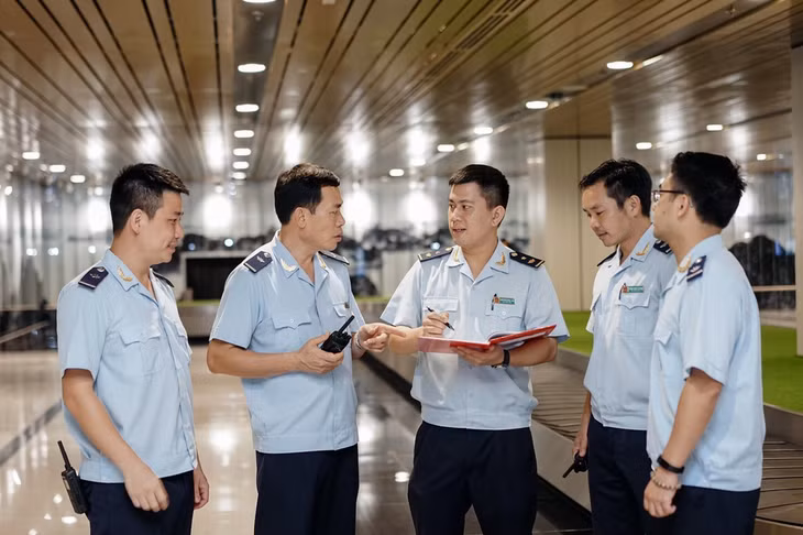 Giao ca tại Cảng hàng không Quốc tế Vân Đồn.