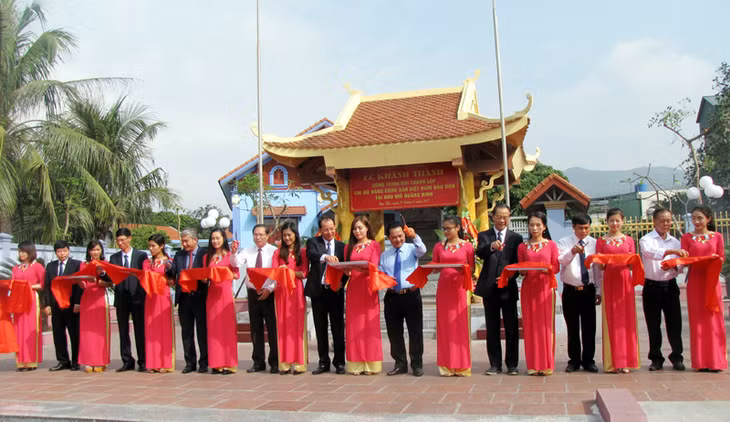 Năm 2017, TX Quảng Yên khánh thành công trình nhà lưu niệm vị trí thành lập chi bộ Đảng cộng sản đầu tiên tại khu mỏ Quảng Ninh (Ảnh: Xuân Quảng)