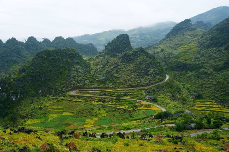 Một góc cao nguyên đá Đồng Văn.
