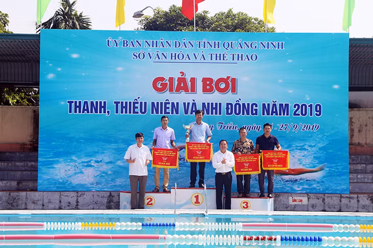 TX Đông Triều nhất toàn đoàn Giải bơi thanh, thiếu niên và nhi đồng tỉnh Quảng Ninh năm 2019.