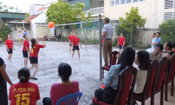 bóng chuyền hơi