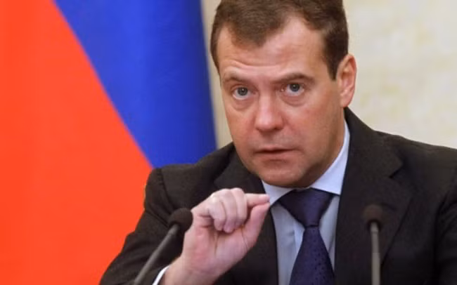 Thủ tướng Medvedev. Ảnh: CNN.