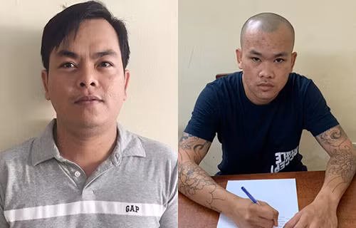 Phúc (trái) và em trai tại cơ quan điều tra. Ảnh: Công an cung cấp.