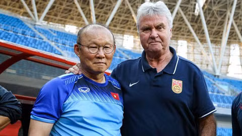 HLV Hiddink và 'học trò' Park Hang Seo.