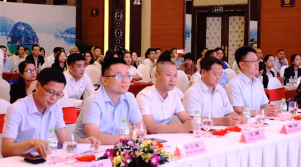 Các đại biểu tham dự hội nghị xúc tiến văn hoá du lịch Phúc Kiến