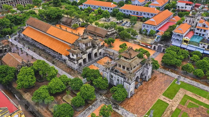 Toàn cảnh Nhà thờ đá Phát Diệm. (Ảnh: Minh Đức/TTXVN)