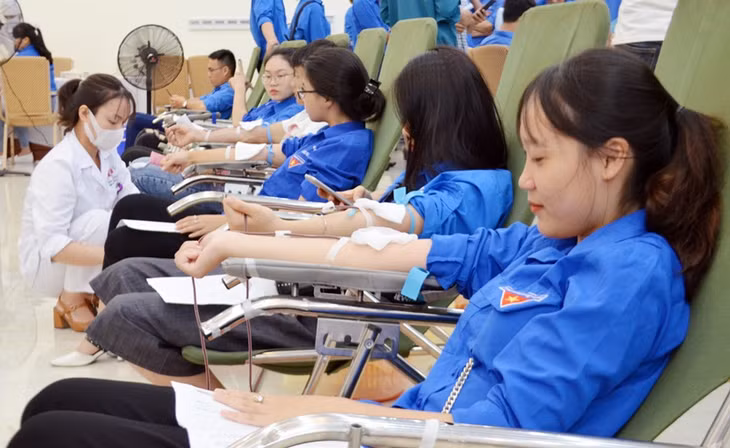 Đông đảo đoàn viên thanh niên Công ty CP Nước sạch Quảng Ninnh tham gia HMTN hè năm 2019