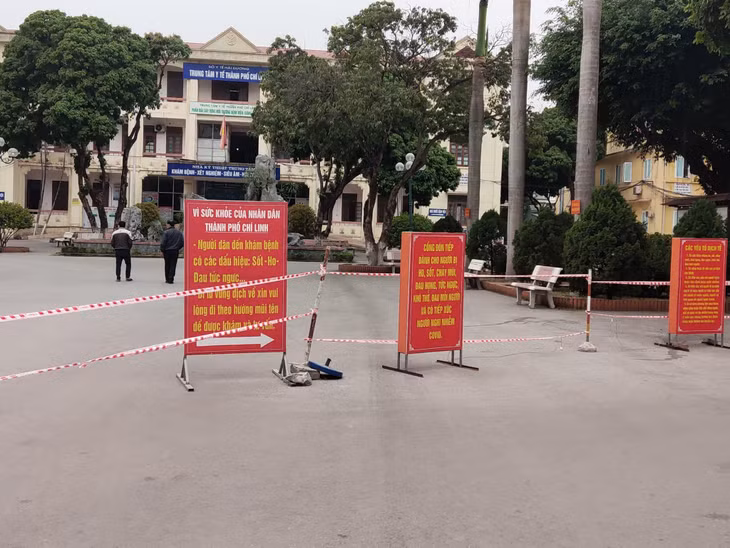 Bệnh viện dã chiến TP Chí Linh nhanh chóng được thiết lập để phục vụ nhu cầu phòng chống dịch COVID-19