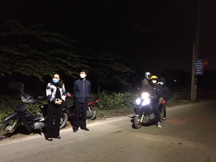 Lãnh đạo TP Hạ Long kiểm tra công tác phòng chống dịch tại xã Lê Lợi.