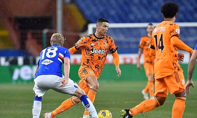 Ronaldo đá trọn 90 phút nhưng không để lại dấu ấn. Ảnh: Juventus FC.