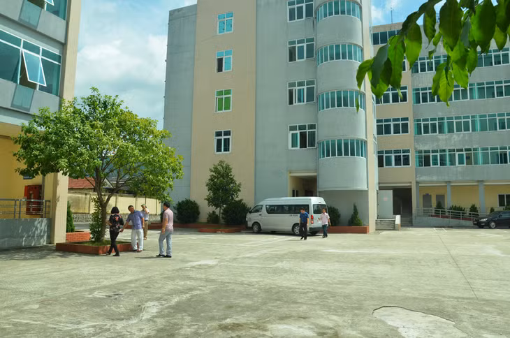 Khu tập thể của công nhân Công ty Than Vàng Danh.