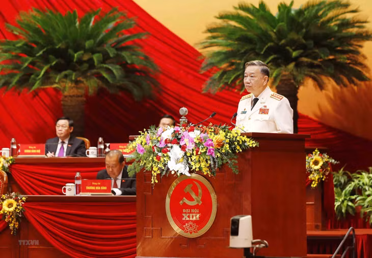 Bộ trưởng Bộ Công an Tô Lâm, Ủy viên Bộ Chính trị, Bí thư Đảng ủy Công an Trung ương đã phát biểu về vấn về đổi mới toàn diện, xây dựng lực lượng Công an nhân dân