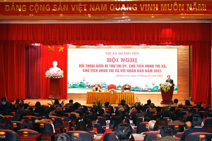 Quảng Yên tổ chức hội nghị đối thoại giữa Bí thư Thị ủy, Chủ tịch HĐND thị xã, Chủ tịch UBND thị xã với nhân dân năm 2021. Ảnh: Thùy Dương (Trung tâm TT-VH Quảng Yên)