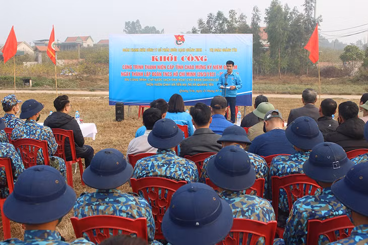 Quang cảnh của chương trình khởi công Công trình thanh niên cấp tỉnh chào mừng Đại hội đại biểu toàn quốc lần thứ XIII của Đảng.
