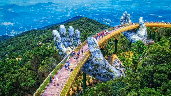 Nhiều kịch bản ứng phó dịch COVID-19 đã sớm được chuẩn bị và sẵn sàng thực hiện tùy theo tình hình dịch bệnh của từng địa phương. Ảnh: Hà.