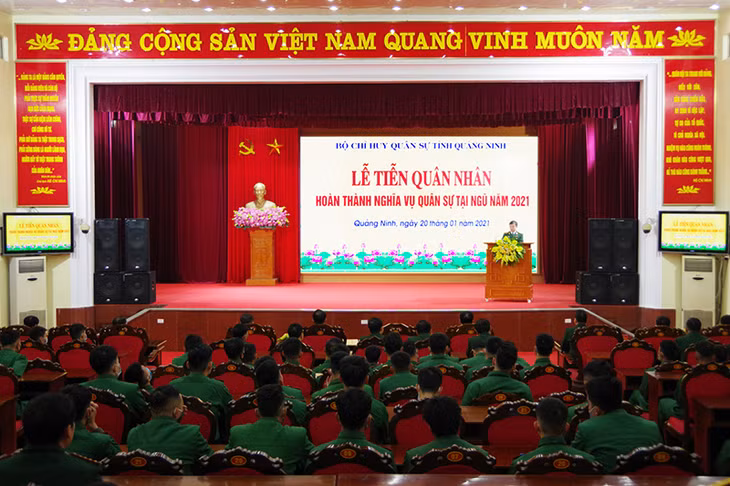 Quang cảnh Lễ tiễn quân nhân hoàn thành NVQS tại Bộ CHQS tỉnh Quảng Ninh.