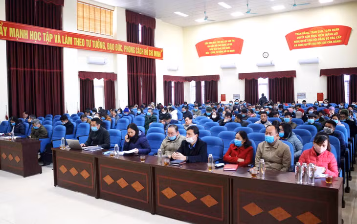 Hội nghị giao ban Bí thư chi bộ, trưởng thôn, trưởng ban công tác Mặt trận thôn, khu thuộc các xã, Thị Trấn trên địa bàn huyện