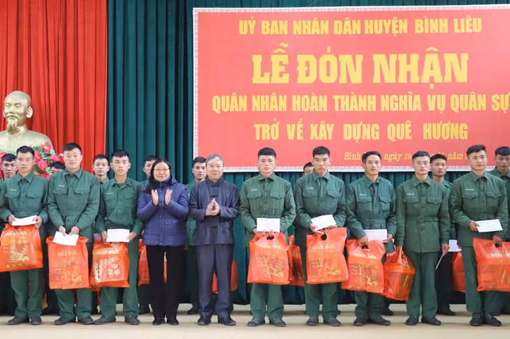 Huyện Bình Liêu đón nhận 245 quân nhân hoàn thành NVQS trở về địa phương. 