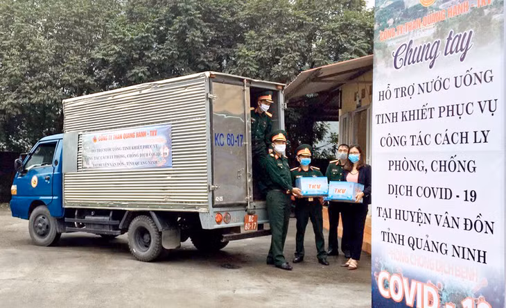 CBCS Ban CHQS huyện Vân Đồn vận chuyển đồ 
