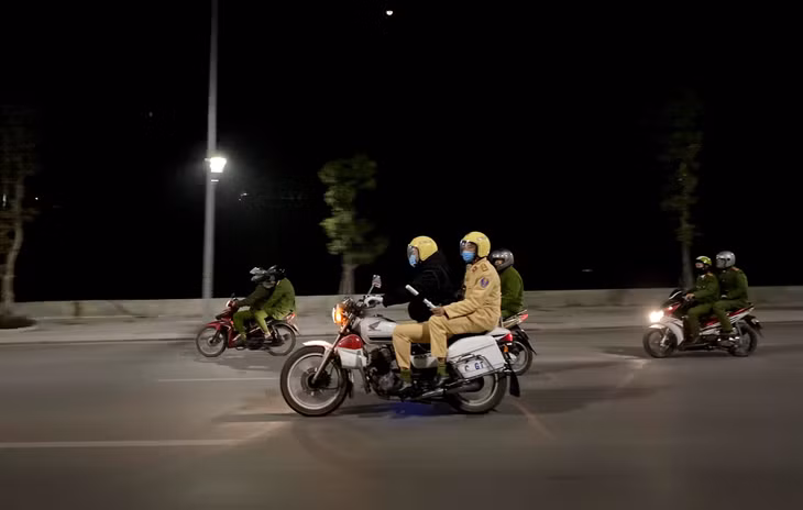 Tổ tuần tra do Trung tá Phạm Hồng Thanh làm tổ trưởng