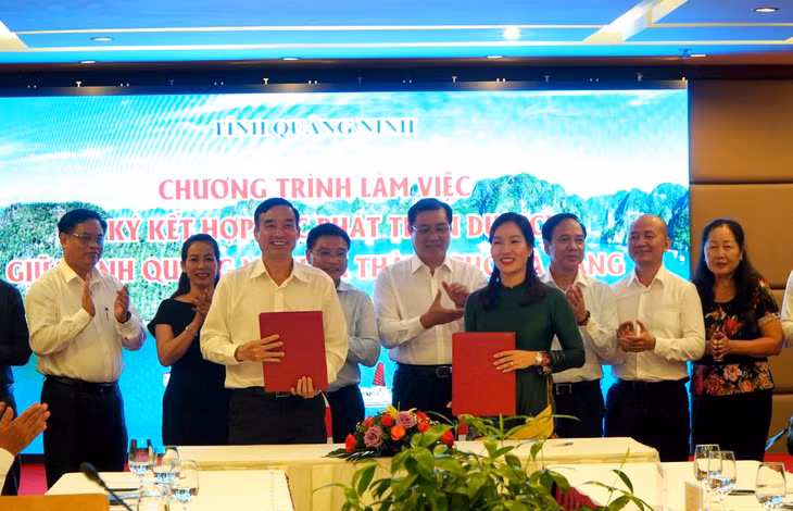 Tỉnh Quảng Ninh và TP Đà Nẵng ký kết biên bản hợp tác liên kết phát triển du lịch giữa tỉnh Quảng Ninh và TP Đà Nẵng.