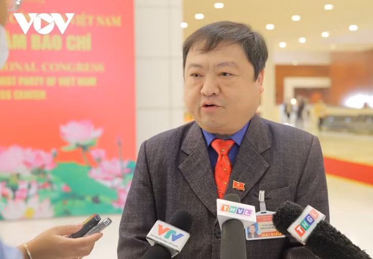 Đại biểu Sùng Đại Hùng - Giám đốc Sở Lao động Thương binh và Xã hội tỉnh Hà Giang.