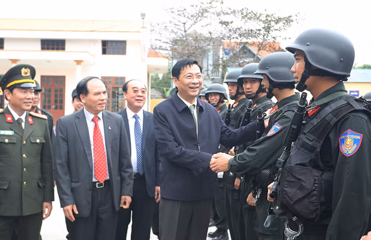 trò chuyện