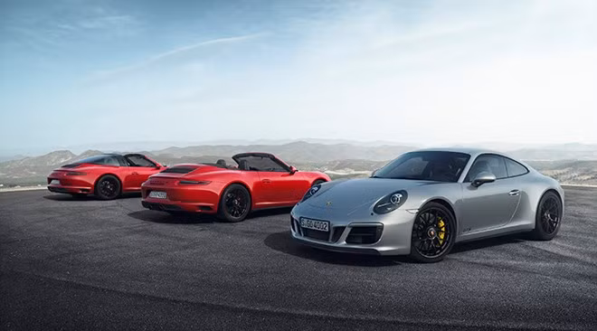 911 Targa 4 GTS, 911 Carrera 4 GTS Cabriolet và 911 Carrera 4 GTS