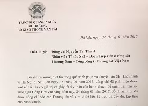 Bộ trưởng Bộ GTVT Trương Quang Nghĩa khen tiếp viên đường sắt trách nhiệm, trả tài sản hành khách bỏ quên trên tàu.