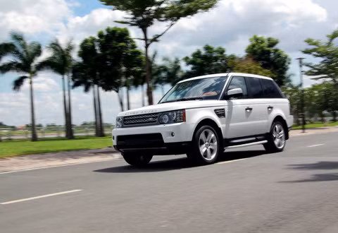 Range Rover Sport Superchaged 2011 mới nhập về Việt Nam.