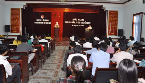 Quang cảnh hội nghị.
