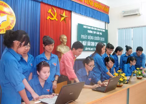 Tuổi trẻ thị xã Cẩm Phả bầu chọn cho Vịnh Hạ Long là kỳ quan thiên nhiên thế giới