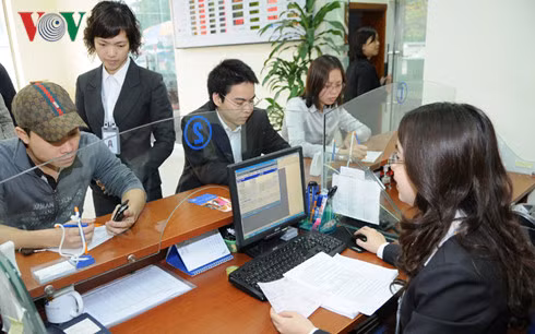 Điều chỉnh giảm lãi suất huy động của các tổ chức tín dụng nhằm triển khai định hướng điều hành kinh tế vĩ mô của Chính phủ.