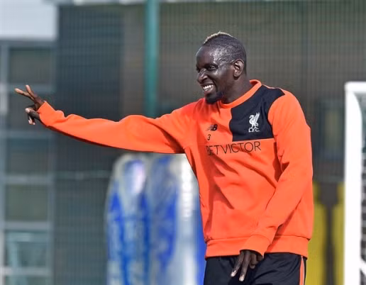  Mamadou Sakho đang rất nỗ lực để tìm lại chỗ đứng tại Liverpool. Ảnh: Internet.