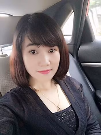 Nguyễn Thị Lam trước lúc tới cơ quan công an đầu thú.