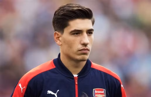  Barcelona muốn có bằng được Hector Bellerin trong tháng Giêng tới. Ảnh: Internet.
