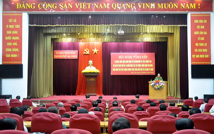 Toàn cảnh hội nghị.