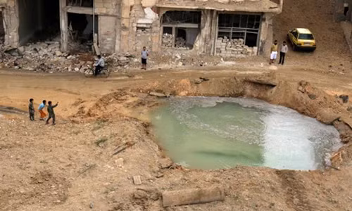 Người dân Syria có thể phải dùng những nguồn nước không đảm bảo vệ sinh. Ảnh minh hoạ: Reuters
