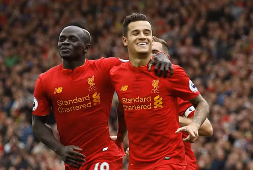 Sadio Mane và Coutinho cùng ghi những bàn thắng đẹp cho Liverpool. Ảnh: Reuters.