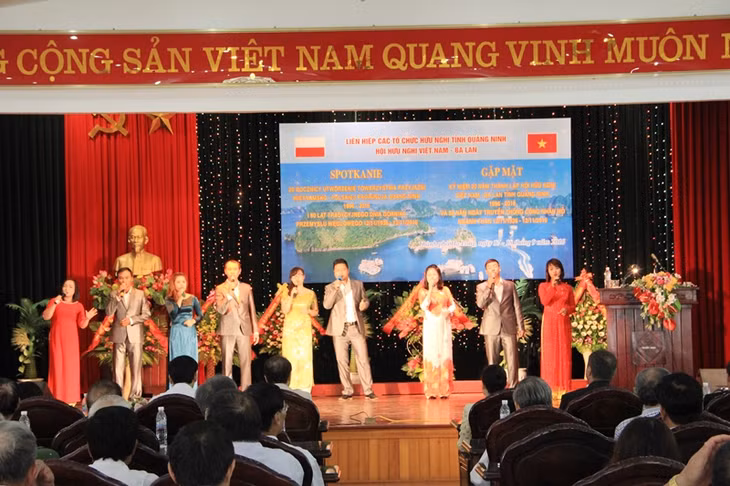 Lễ gặp mặt kỷ niệm 20 năm thành lập Hội Hữu nghị Việt Nam-Ba Lan tỉnh Quảng Ninh 