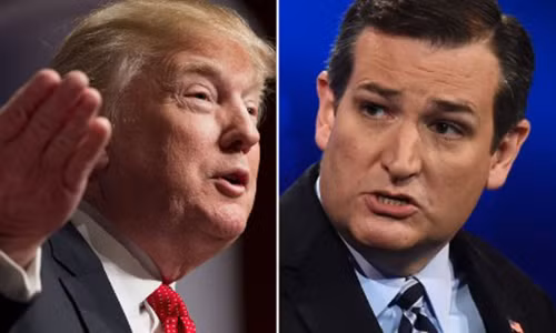 Ông Ted Cruz, phải, thực hiện lời hứa sẽ ủng hộ ứng viên của đảng Cộng hoà. Ảnh: CNN