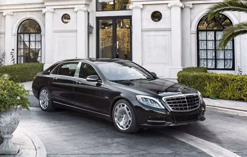 Mercedes-Maybach S550 4Matic giá từ 166.200 USD tại thị trường Mỹ.