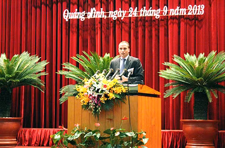 Ông Marco Breu, Tổng Giám đốc Công ty TNHH McKinsey & Company phát biểu tại kỳ họp.