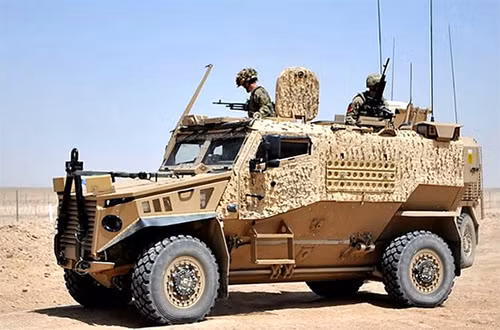 Xe thiết giáp Foxhound. Ảnh: 40cdo-rm.ru