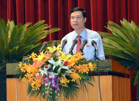Đồng chí Nguyễn Đức Long, Phó Bí thư Tỉnh ủy, Chủ tịch HĐND tỉnh phát biểu khai mạc kỳ họp.