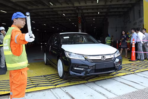 Các hãng liệu có lách được qua khe cửa Nghị định 116 để nhập ôtô?