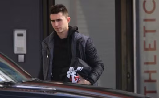  Trung vệ Aymeric Laporte đang trên đường tới Manchester