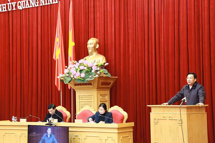 Đồng chí Nguyễn Văn Đọc, Bí thư Tỉnh ủy, Chủ tịch HĐND tỉnh chủ trì buổi làm việc.